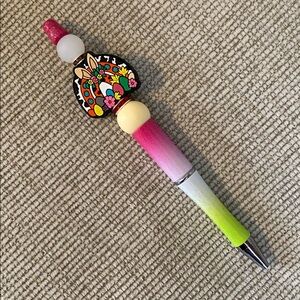 Cute Easter Pen 🌈